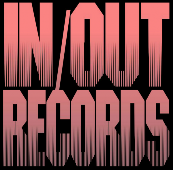 Логотип компании Студия звукозаписи IN/OUT Records.
